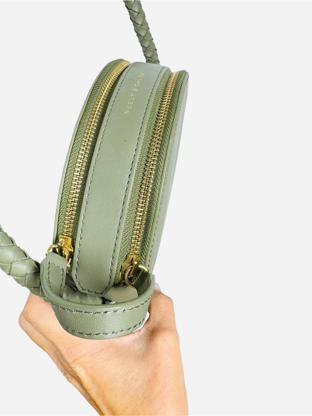 Neely and Chloe Canteen Bag Army Green Leather EUC - Picture 7 of 11